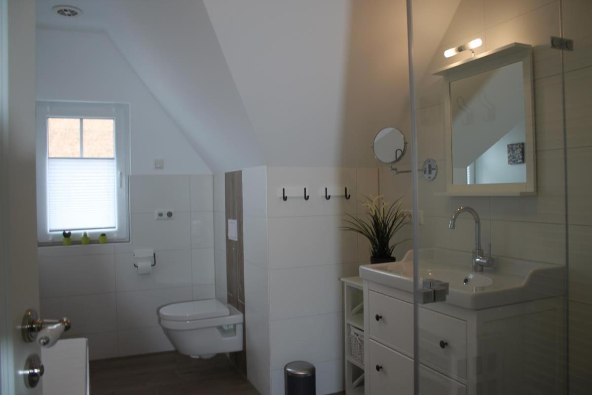 Ferienwohnung Morgensonne Born Buitenkant foto