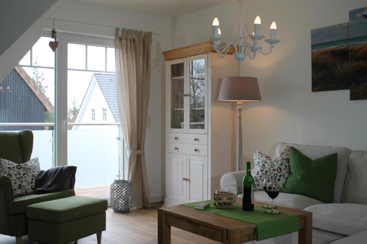 Ferienwohnung Morgensonne Born Buitenkant foto